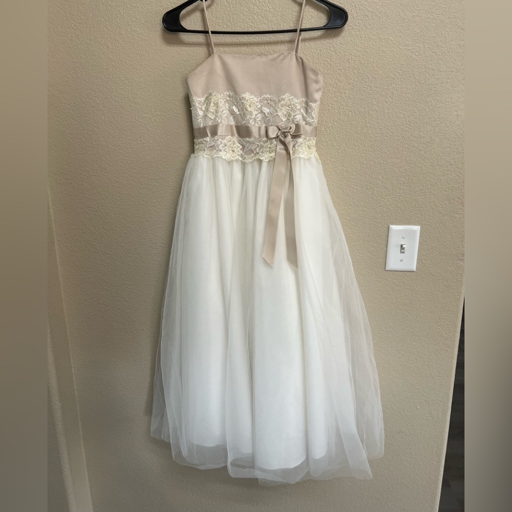Flower girl dress